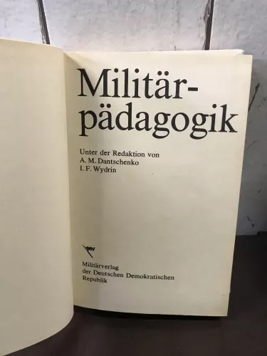 Militärpädagogik  