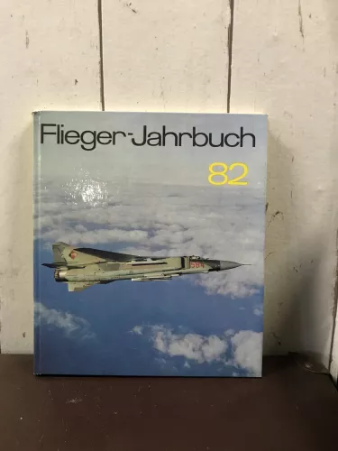 Flieger-Jahrbuch 82