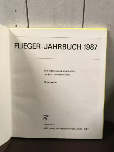 Flieger-Jahrbuch 87