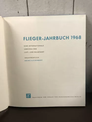 Flieger-Jahrbuch 68