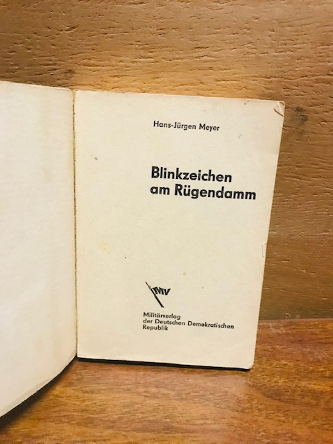 Blinkzeichen am Rügendamm