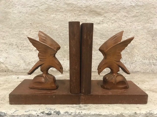 Holz Buchstützen Set "Adler"