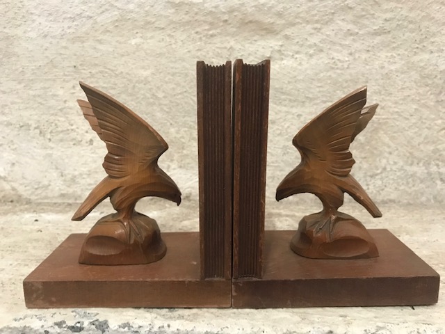 Holz Buchstützen Set "Adler"