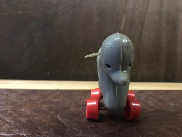 Rollender Elefant aus Plaste