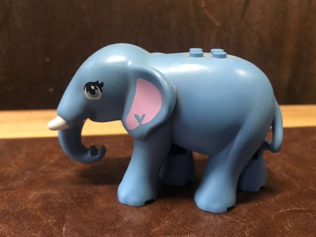 LEGO® 6296712 Mittelblau Elefant Rosa Ohren