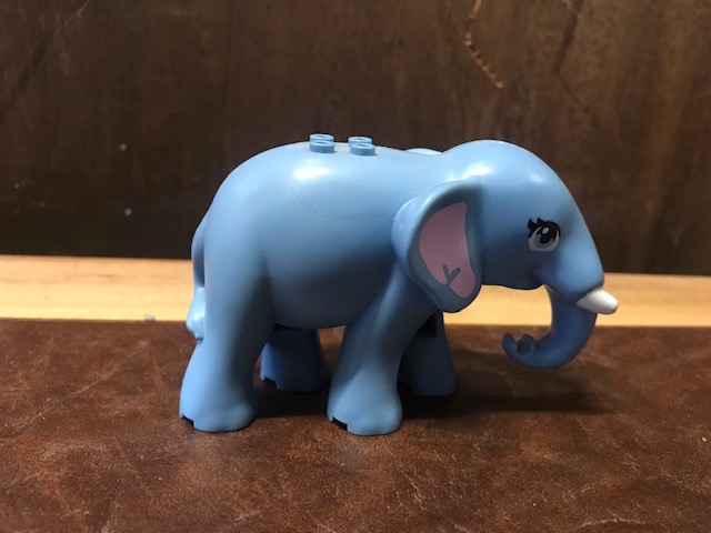 LEGO® 6296712 Mittelblau Elefant Rosa Ohren