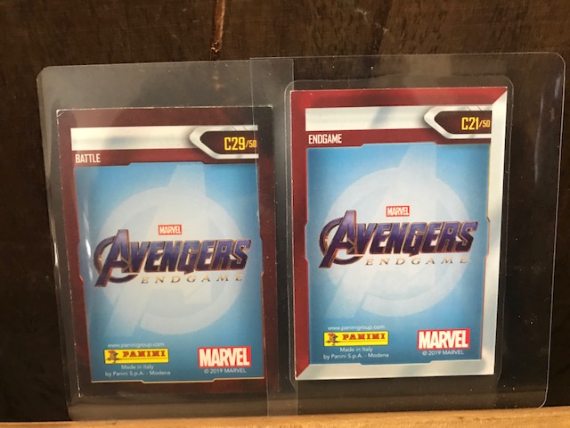 2x Avengers Panini Sammelbild