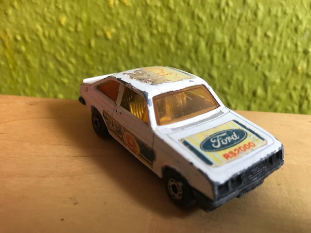 Matchbox Superfast Ford Escort