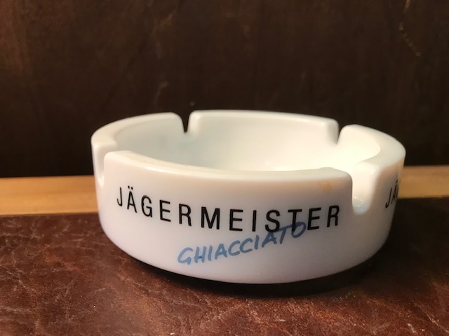 Aschenbecher "Jägermeister" weiß