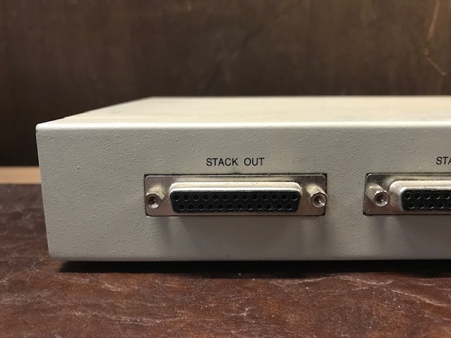 CNet CNFH-608S STackable Ethernet Hub