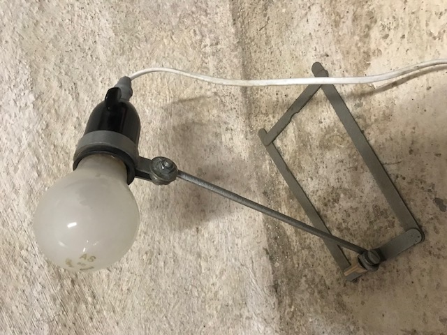 Vintage Aluminium Tischlampe Bakelit