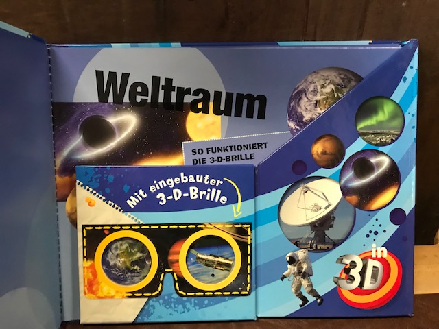 Der Weltraum in 3D, Klare Medien